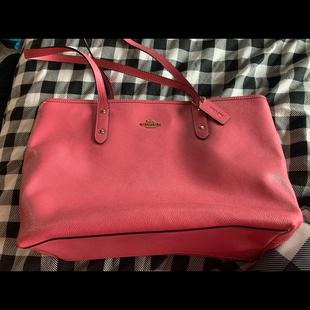 Nice COACH Tote